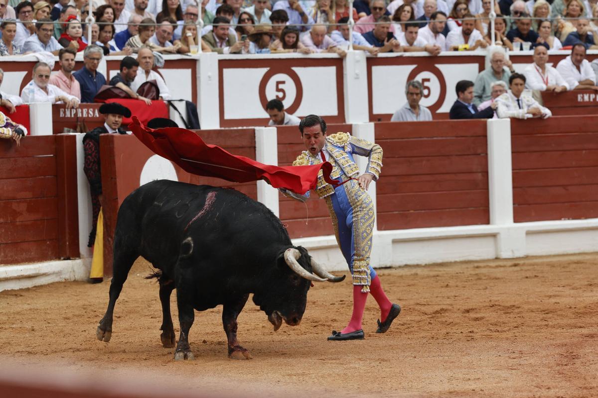 El triunfo de Roca Rey en la feria taurina de Gijón, en imágenes