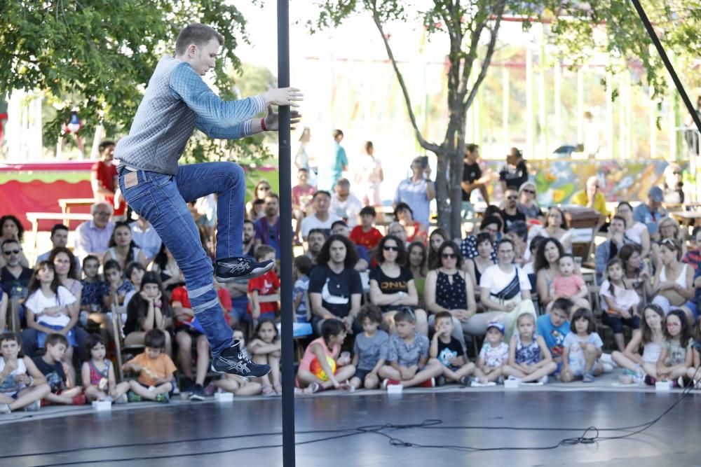 Espectacle de circ a la Festa Major de Fontajau