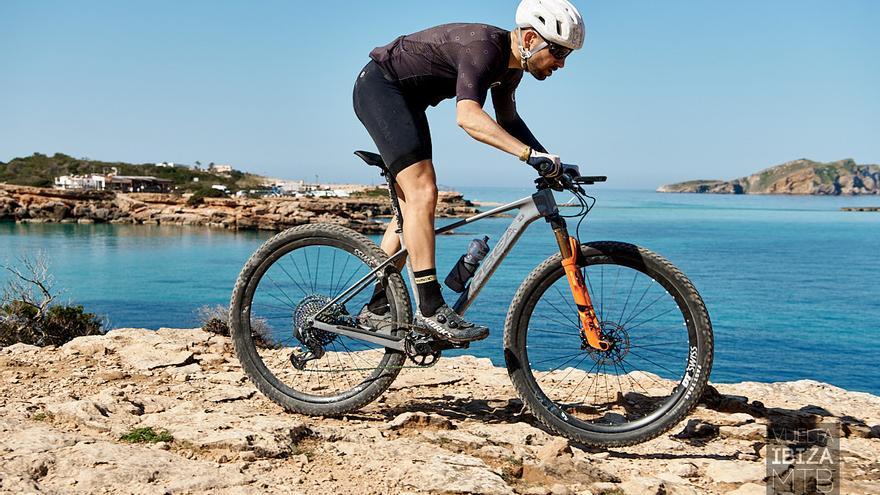 La Vuelta a Ibiza MTB Scott by Shimano 2024 abre inscripciones el 15 de noviembre