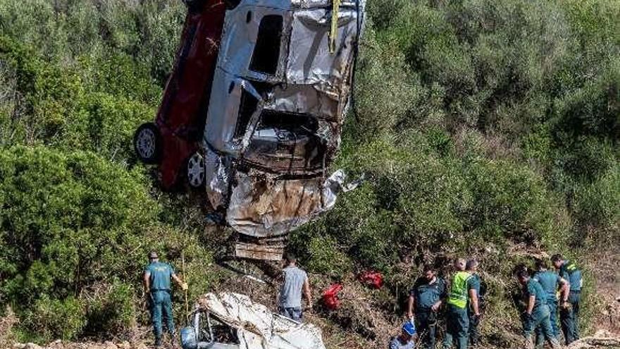 Labores de búsqueda del menor desaparecido. // Efe