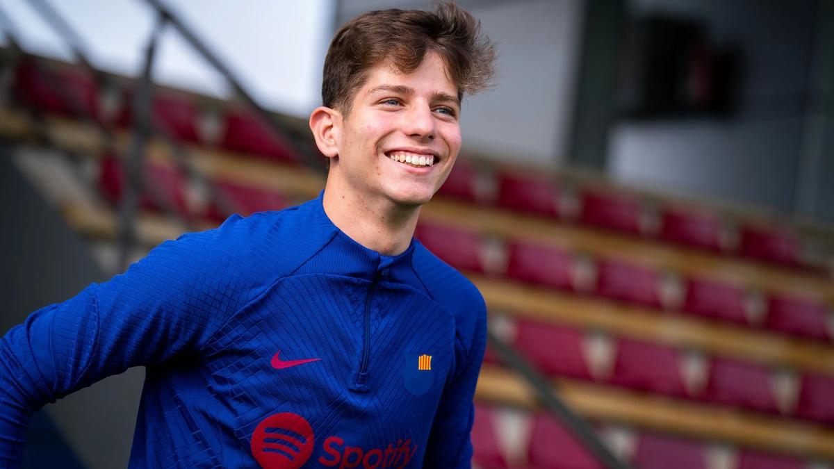 Estanis Pedrola, delantero del Barça B, en la última sesión del primer equipo.