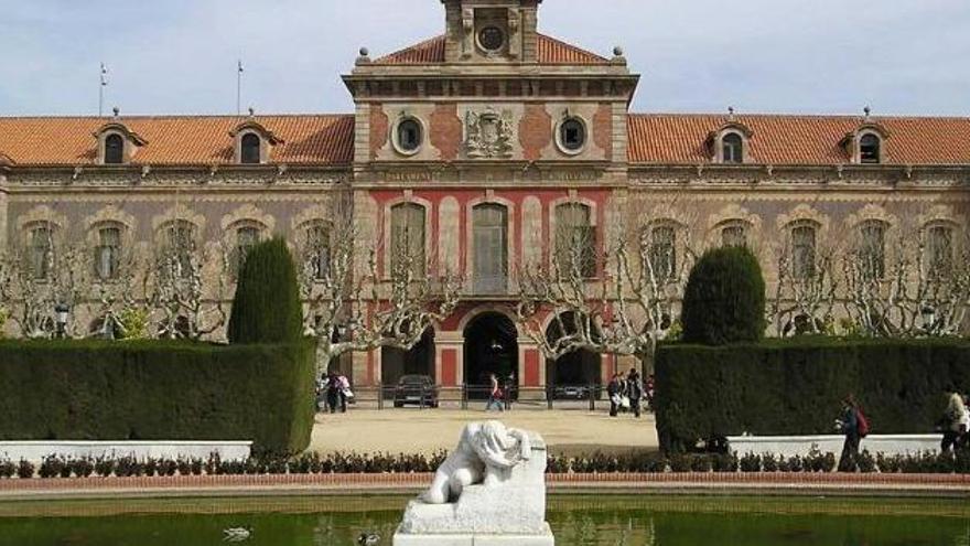 Uns 300 policies estaven a punt  per a un assalt al Parlament