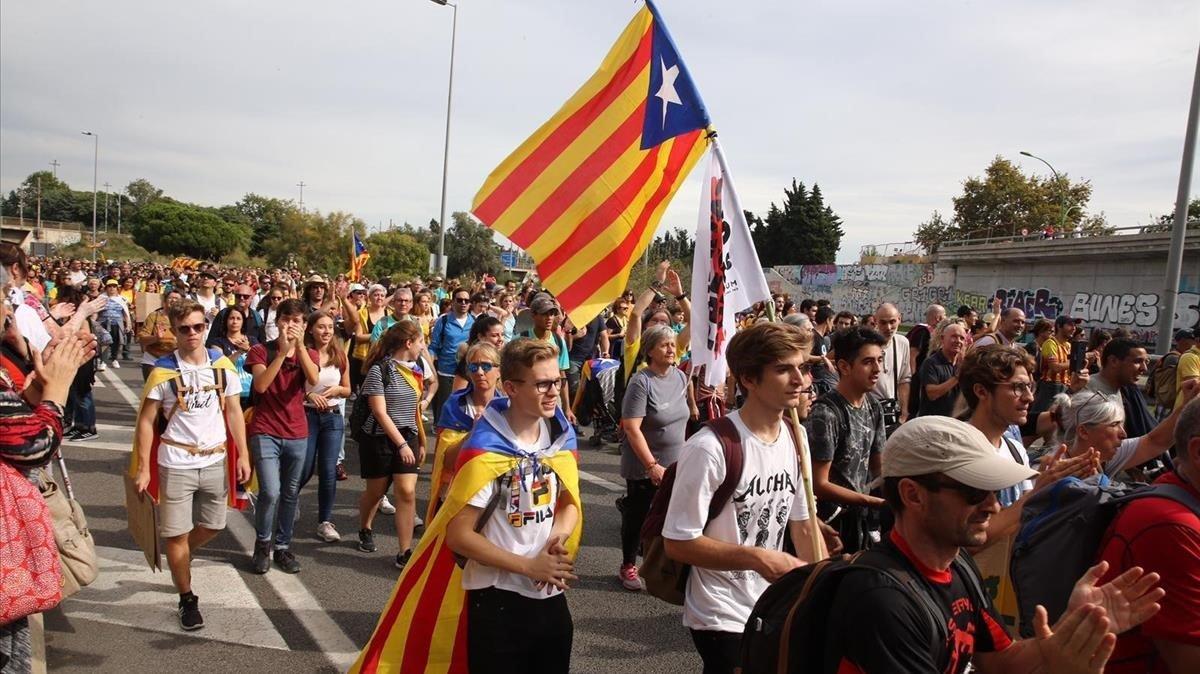 zentauroepp50458415 barcelona 18 10 2019 entrada de la columna de la marxa per l191018141549 zentauroepp50458415 barcelona 18 10 2019 entrada de la columna de la marxa per l191018141549