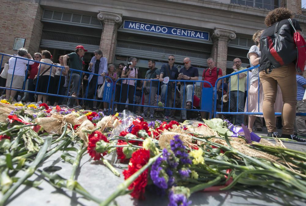 Homenaje a las víctimas del Mercado Central