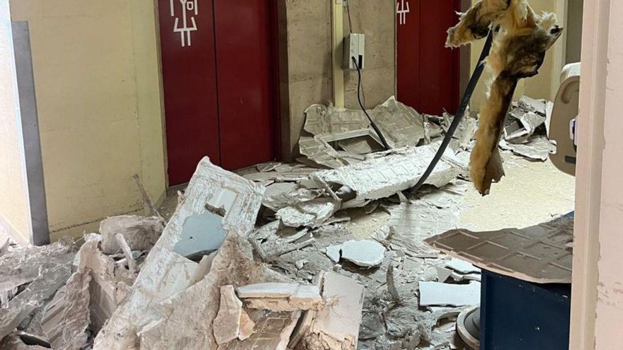 Sindicatos y asociaciones reclaman soluciones para el Hospital Materno Infantil de Ourense tras un derrumbe