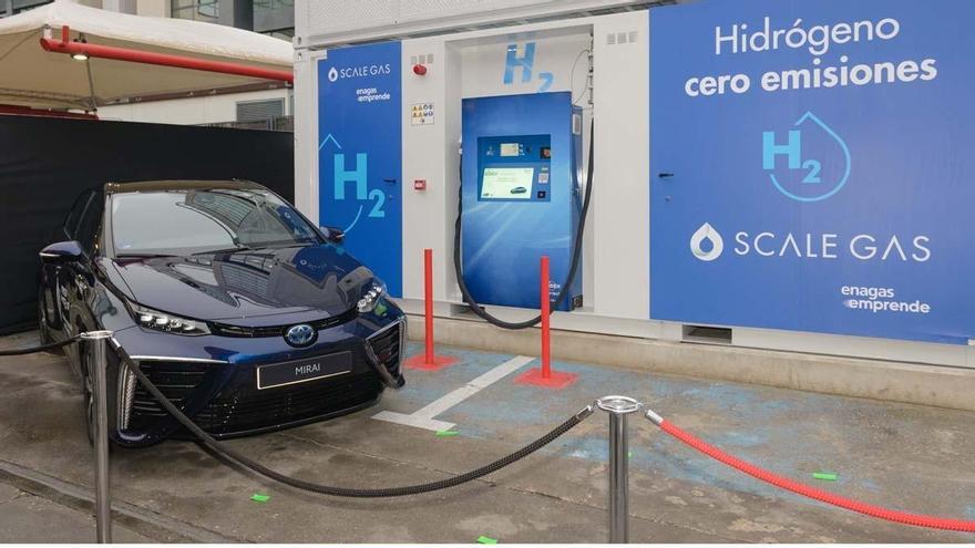 Abre en España primera hidrogenera para repostar vehículos de gran autonomía