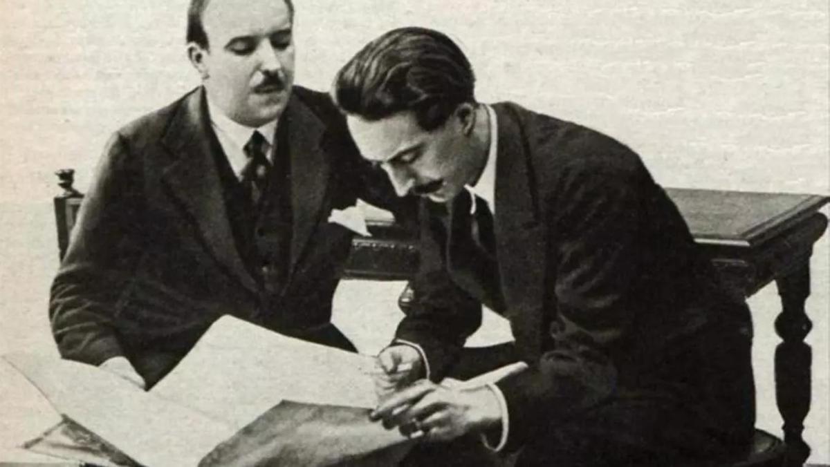 César González-Ruano, con Quadra Salcedo, examinando los orígenes de Colón