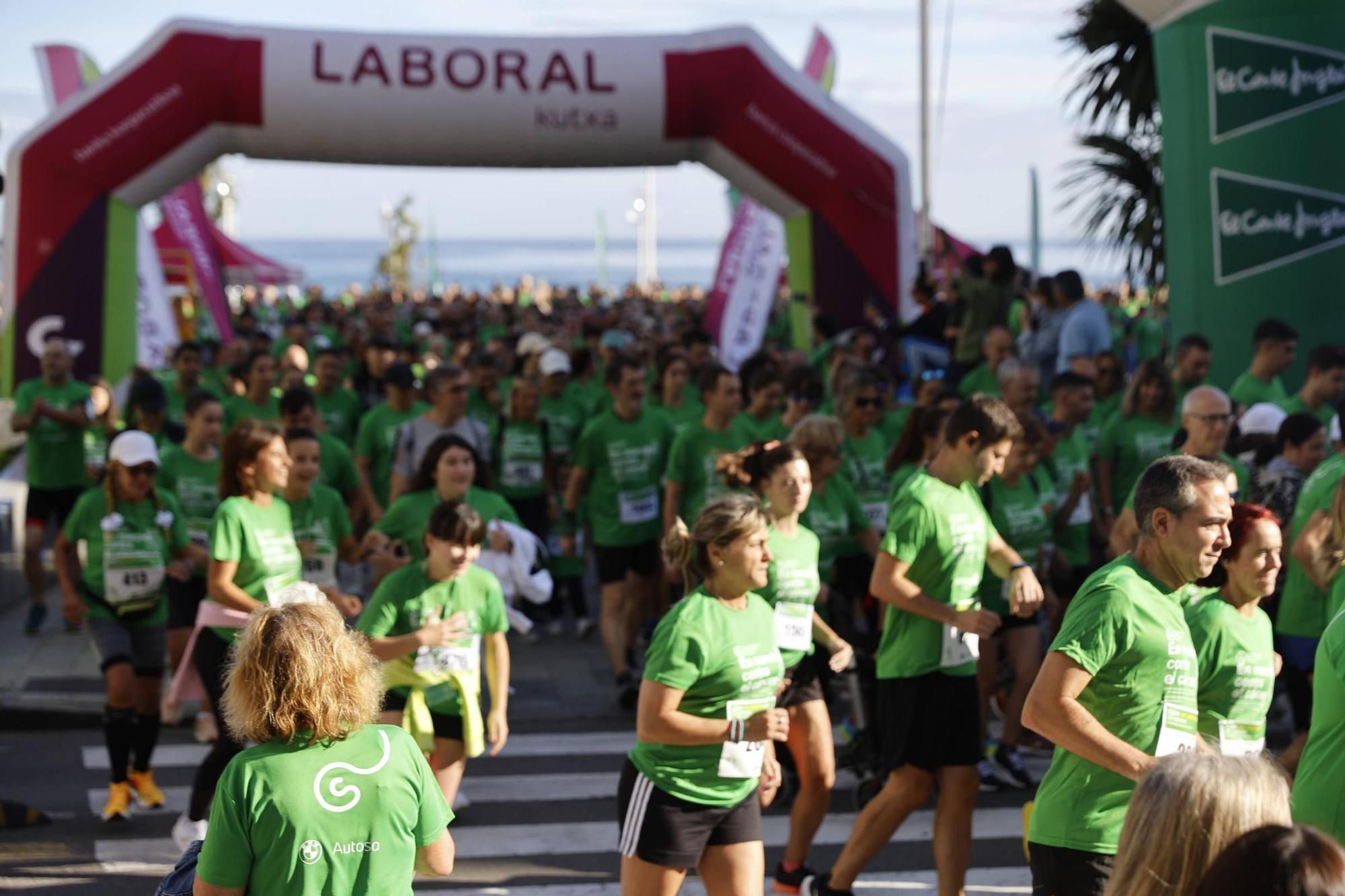 Así fue la carrera contra el cáncer en Gijón (en imágenes)