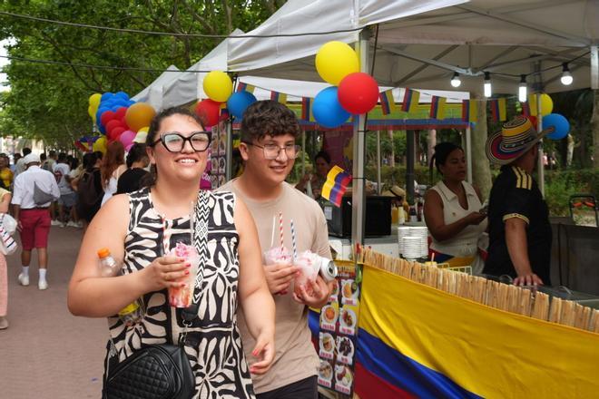 Castelló celebra el Día Nacional de Colombia