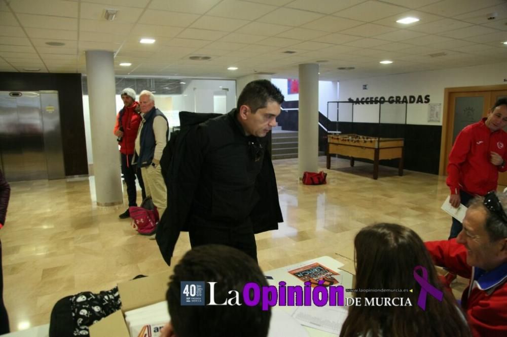 Recogida de dorsales, ambiente y salida de la XXXI Media Maratón Ciudad de Lorca