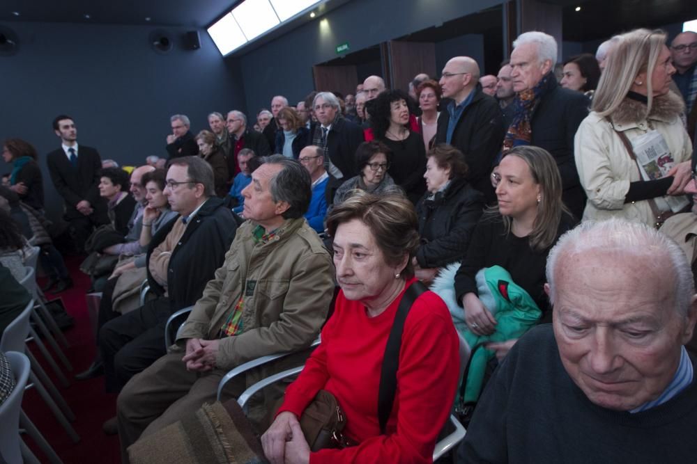 El Club Prensa Asturiana de LA NUEVA ESPAÑA, un espacio de libertad para los asturianos con lleno absoluto en el reestreno