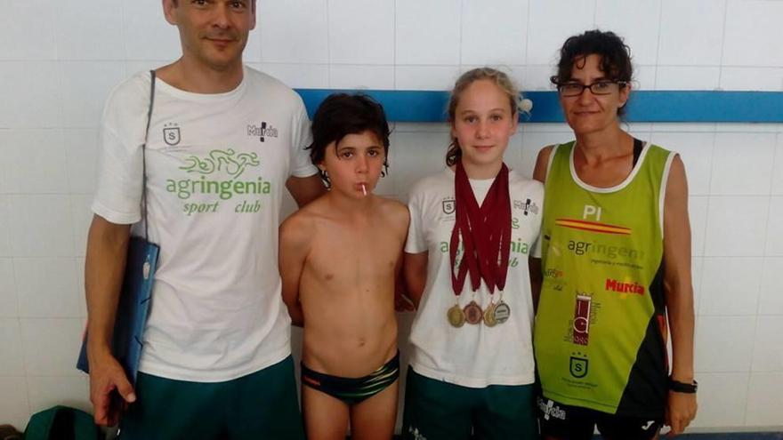 Agringenia suma cuatro podios en el Regional de Promesas de natación