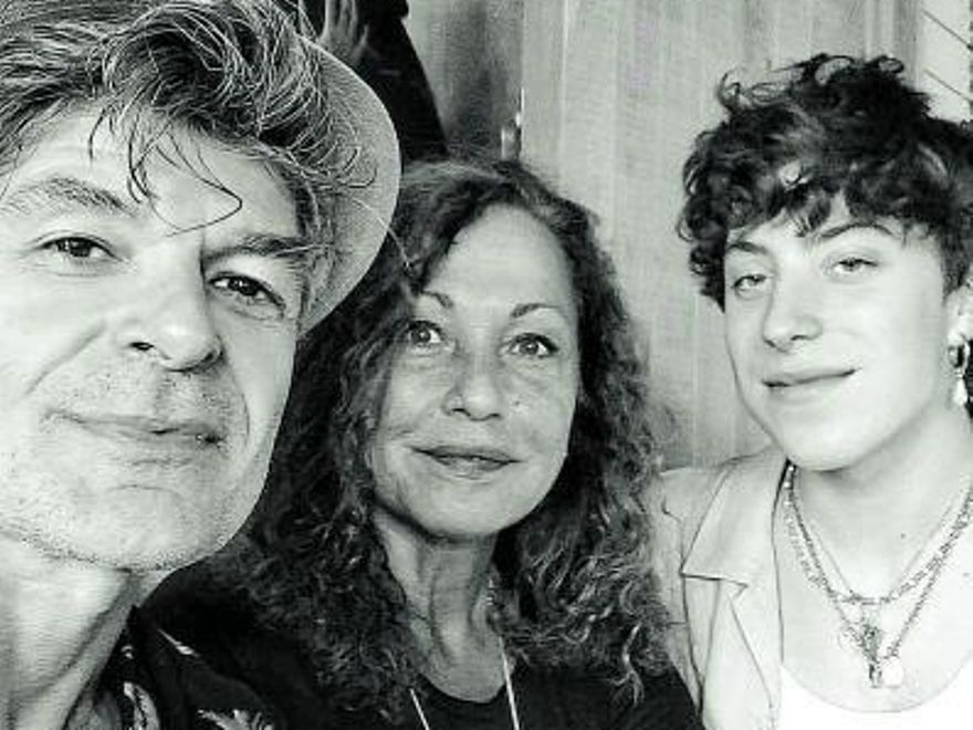 Selfi de Nacho Guerreros con Eulàlia Ramón y Pepe Siscar. |