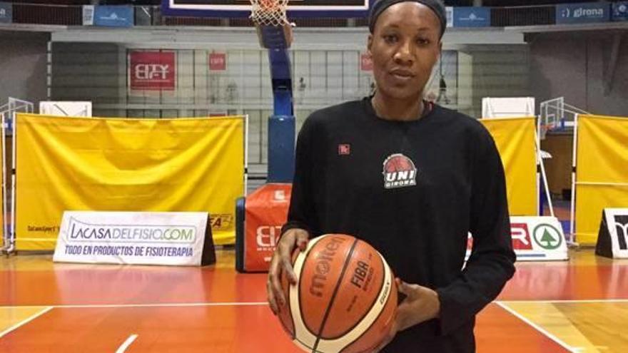 Astou Traoré «A Girona em sento com a casa»