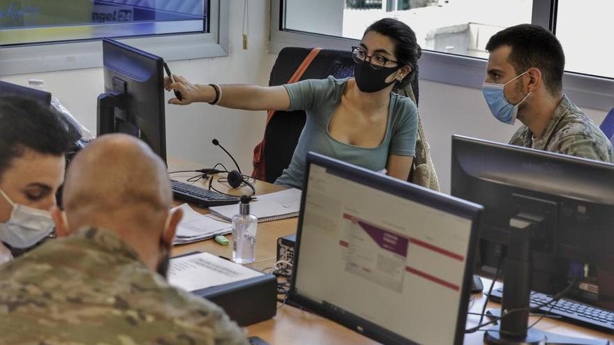Cien militares comienzan su formación como rastreadores para el servicio de Salud