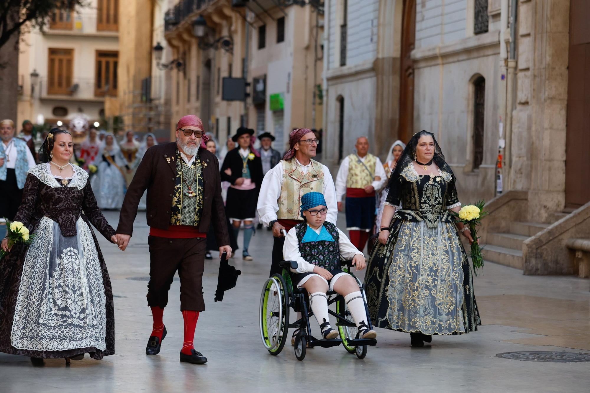 Búscate en el primer día de la Ofrenda en la calle San Vicente entre las 18:00 y las 19:00