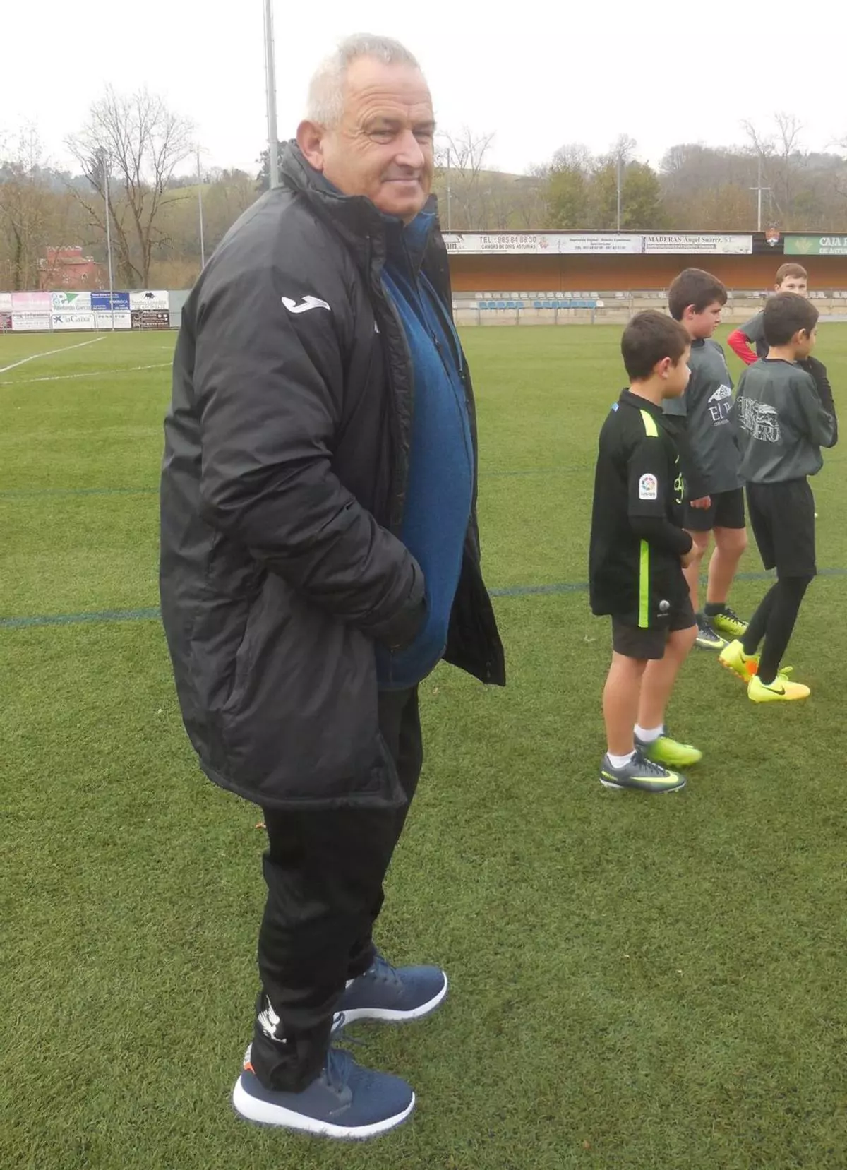 La Federación Asturiana de Fútbol entrega sus premios a jugadores, árbitros, entrenadores y directivos: estos son los galardonados