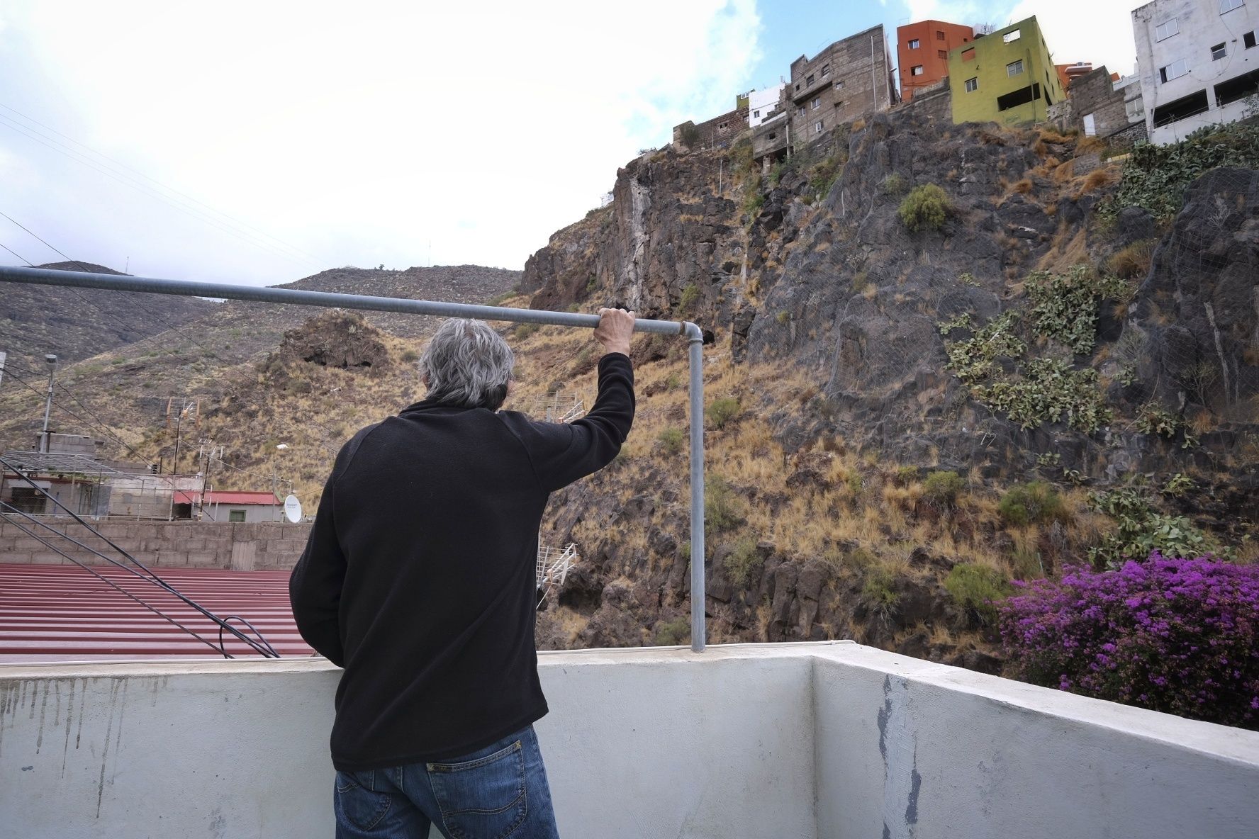 Familias afectadas por los desalojos en Camino La Ermita, en Salud Bajo