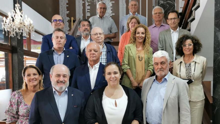Reunión de la directiva de Asoclub en el  Náutico de Gran Canaria tras las elecciones