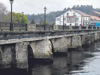 ¿Por qué se encuentra el viaducto de Pontecesures a Padrón en estado de ruina?