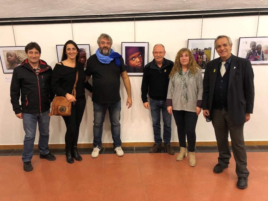 L''exposició "Gàmbia, a les teves mans"