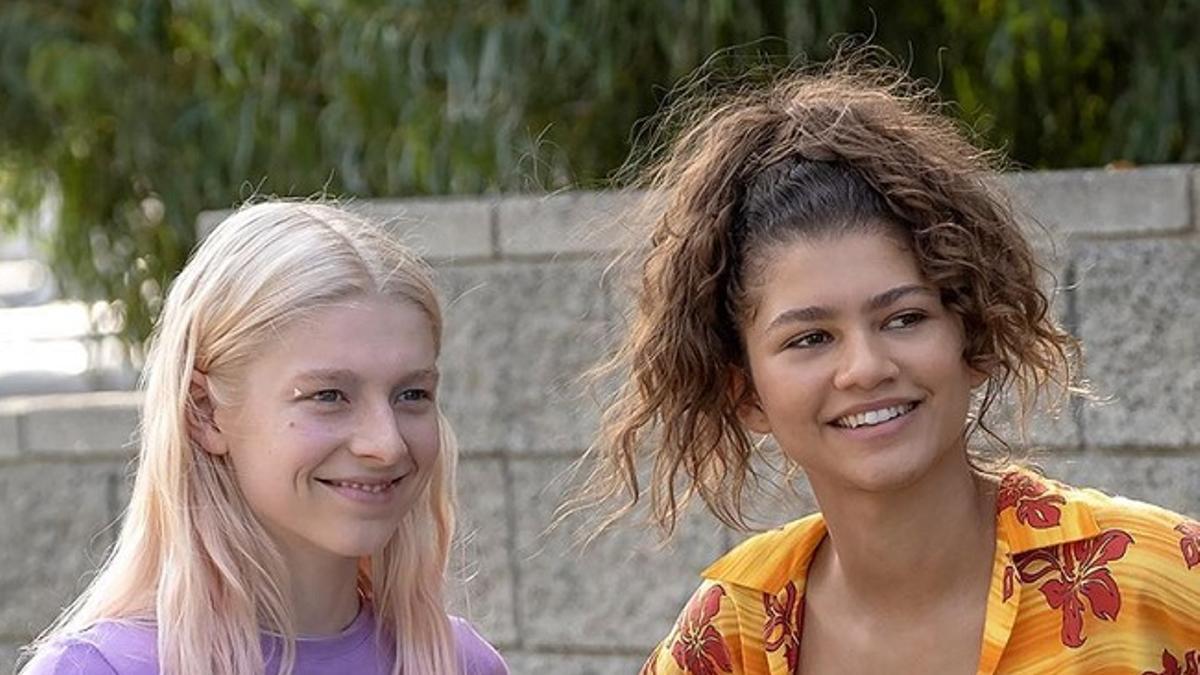 Jules y Rue, protagonistas de la serie 'Euphoria'