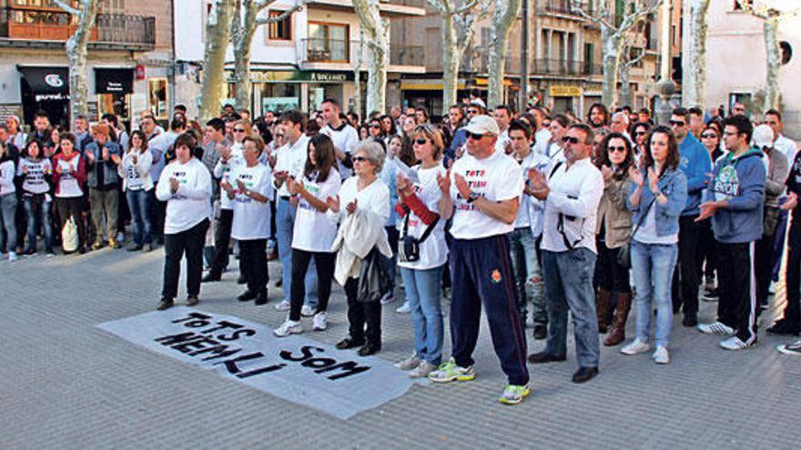 Los manifestantes mostraron su apoyo a Gallardo.