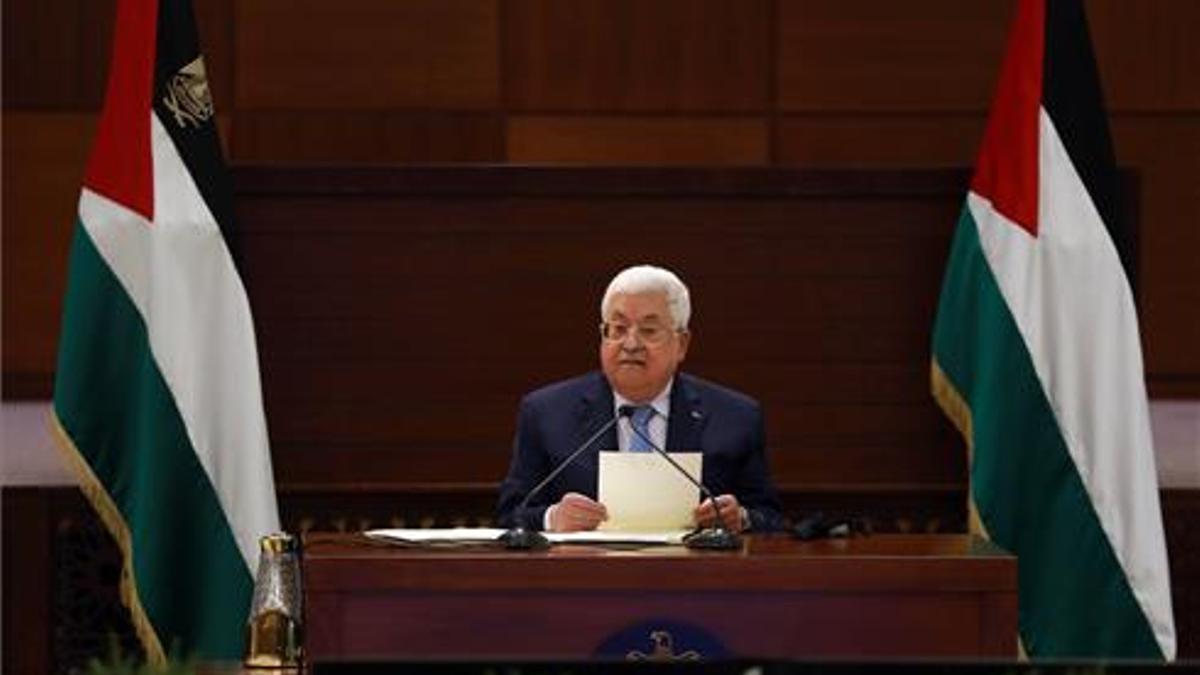 Mahmud Abbas, presidente de la Autoridad Palestina, anuncia el retraso de las elecciones.