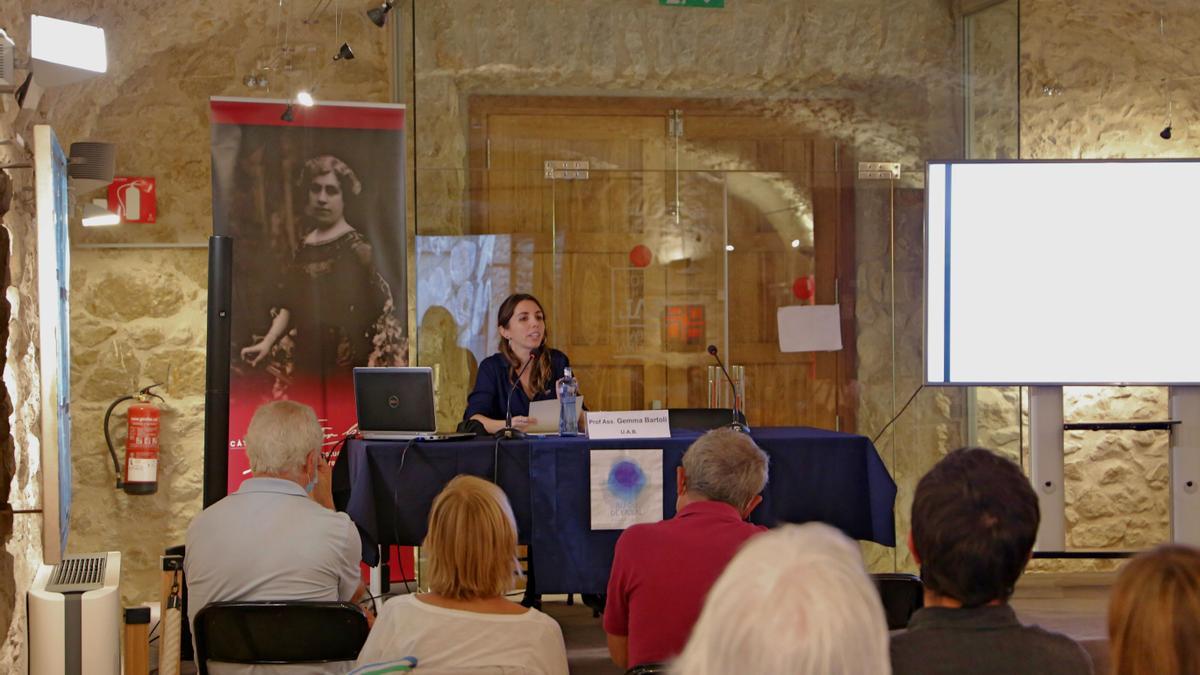 La Càtedra Víctor Català de la UdG homenatja l&#039;autora a l&#039;Escala