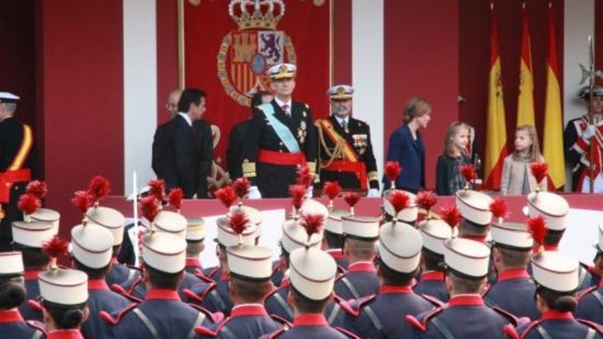 El rei Felip VI, a la desfilada del dia de la Hispanitat.