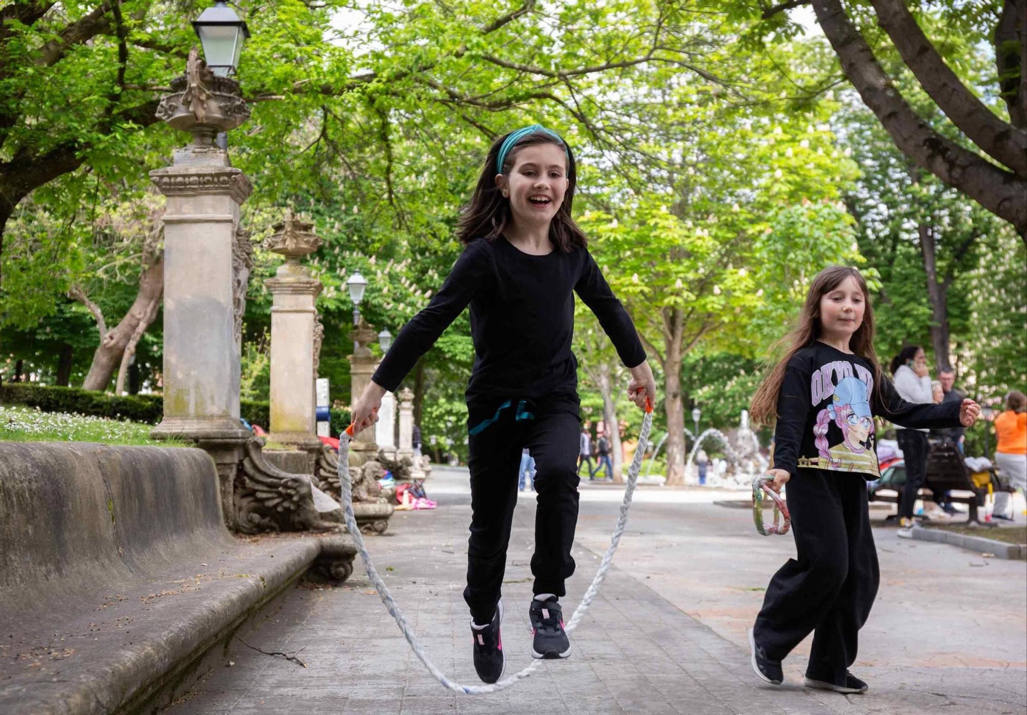 Así fue la celebración en Oviedo del Día de la Educación Física en la Calle