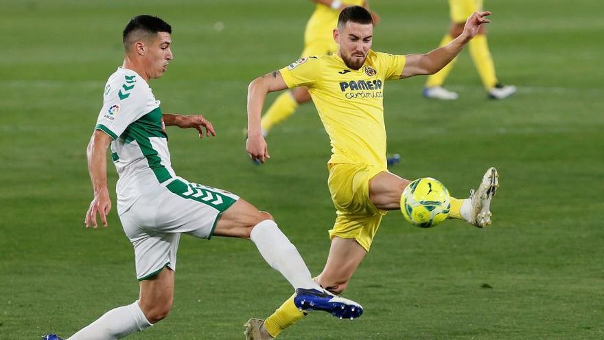 El Elche neutraliza con Carrillo y Boyé la pegada del Villarreal y Gerard Moreno