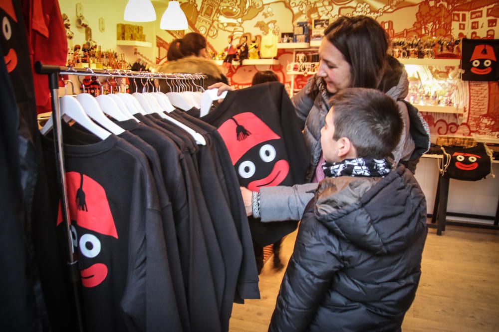 Pasión por los pajes de los Reyes Magos en Alcoy