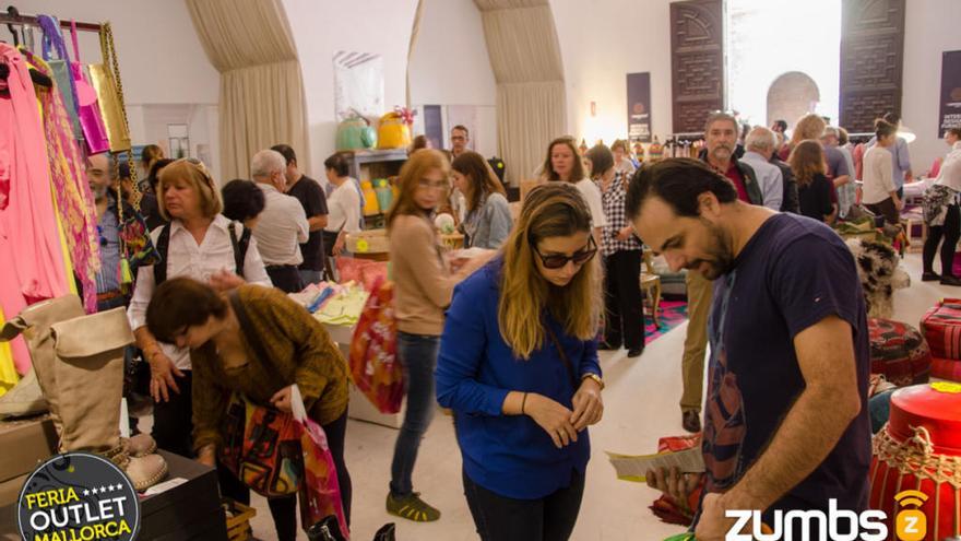 El Pueblo Español acoge la IV Feria Outlet Mallorca