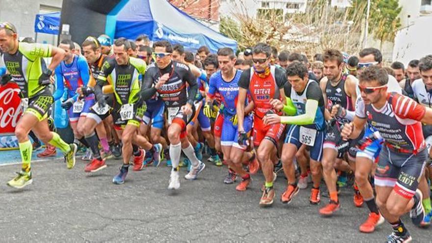 Moment de la sortida de la novena edició del Duatló de Muntanya d&#039;Òdena