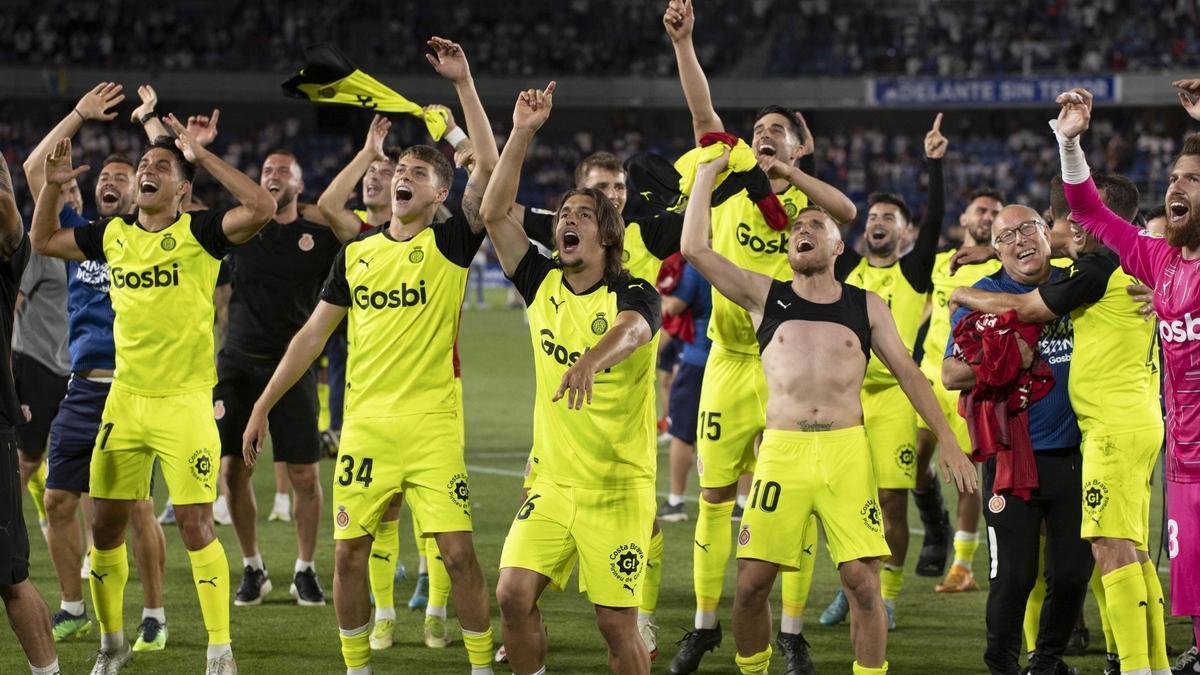 El Girona celebra en Tenerife el ascenso en 2022, el último de un sexto.