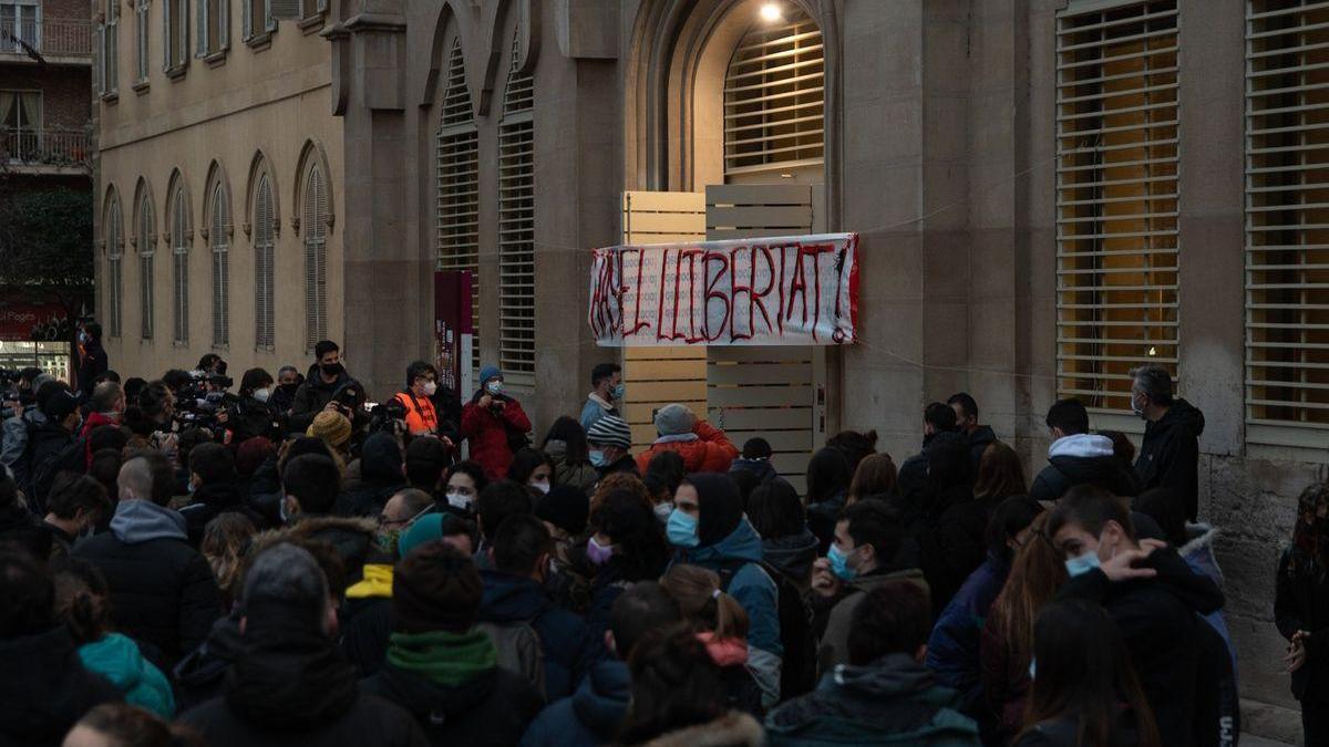 Los principales teatros y auditorios de Barcelona apoyan a Pablo Hasél