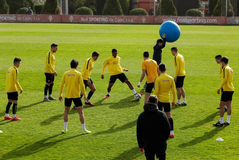 Entrenamiento del Sporting en Mareo.