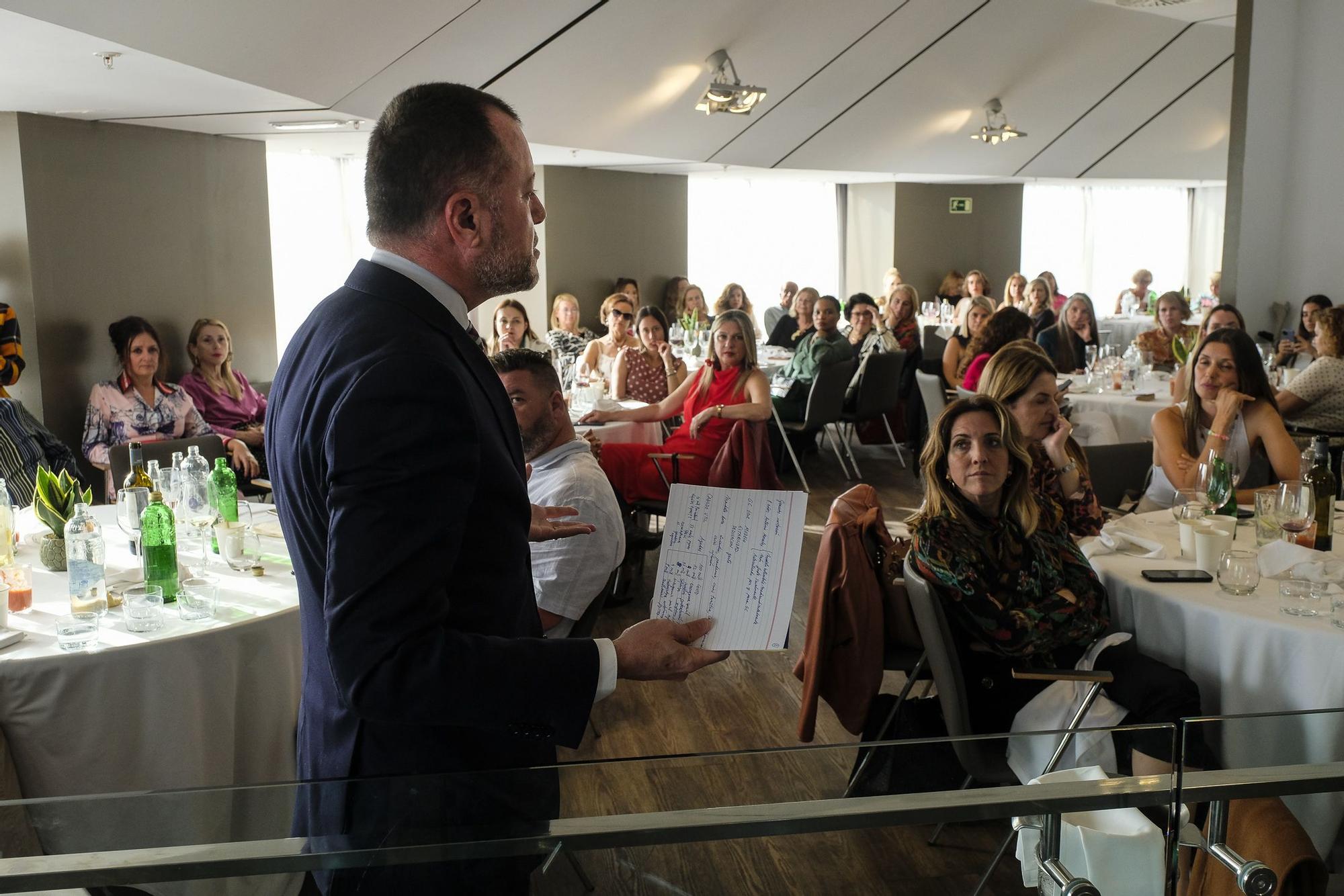 Charter 100 escucha las propuestas sobre igualdad de los candidatos al Cabildo de Gran Canaria