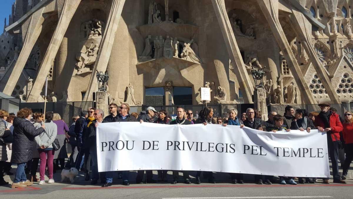 Manifestación de vecinos del barrio de la Sagrada Familia.