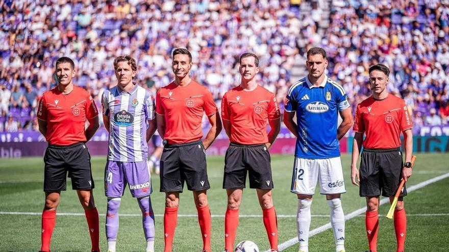 Escribá explica así la goleada del Oviedo al Valladolid: "Nosotros no tenemos jugadores dominantes en las áreas, de 15 o 20 goles"