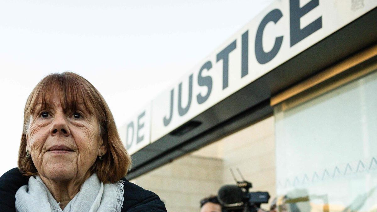 Gisèle Pelicot, este jueves a las puertas del tribunal.