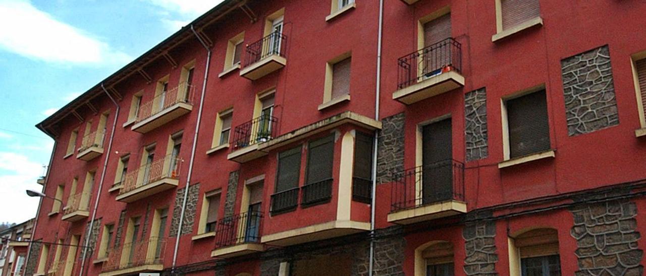 Las “Casas Baratas” de Mieres, ubicadas en el centro de la villa. | LNE