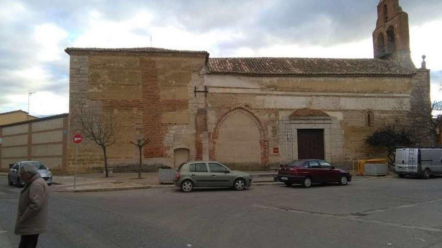En la imagen, fachada principal de la iglesia en la que hoy se celebra la fiesta de San Antón.