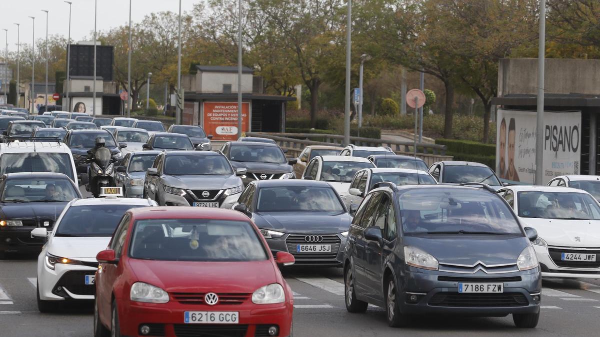 El tráfico es una de las principales fuentes de ruido en la ciudad.