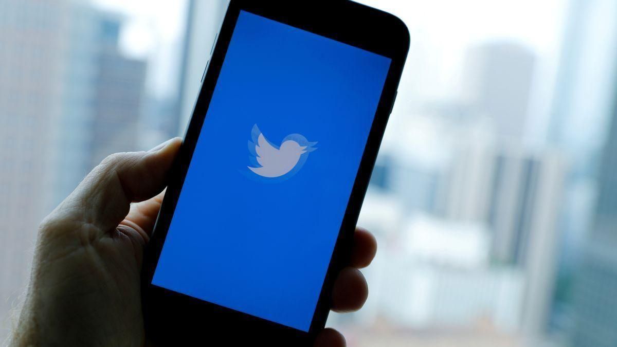Twitter registra una caiguda en el seu servei que impedeix als usuaris accedir a la xarxa social Twitter registra una caiguda en el seu servei que impedeix als usuaris accedir a la xarxa social