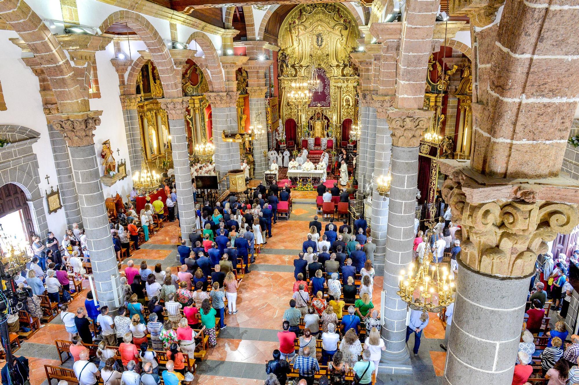 Eucaristía y procesión: Fiestas del Pino 2022