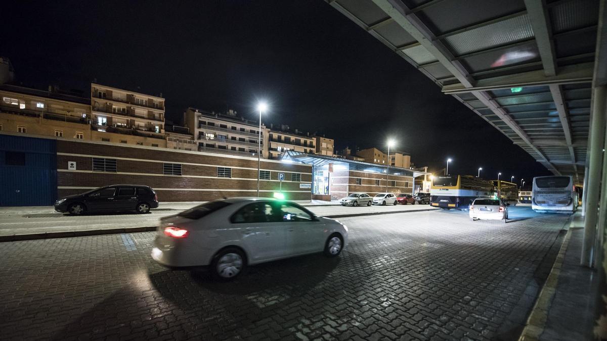 Un taxi realitzant un servei