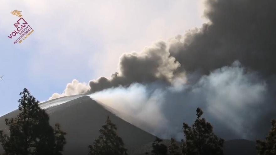 La erupción del volcán de La Palma vista desde Tacande (7 noviembre 2021)
