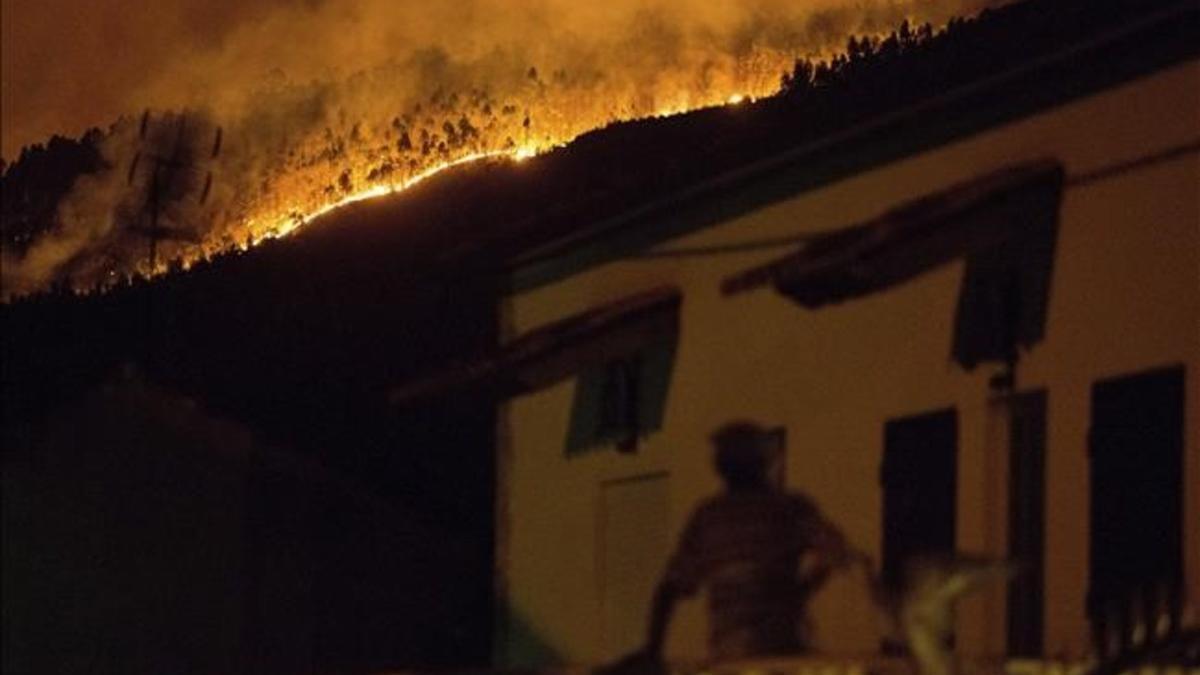 Al menos 57 muertos y 59 heridos en un incendio forestal en Portugal